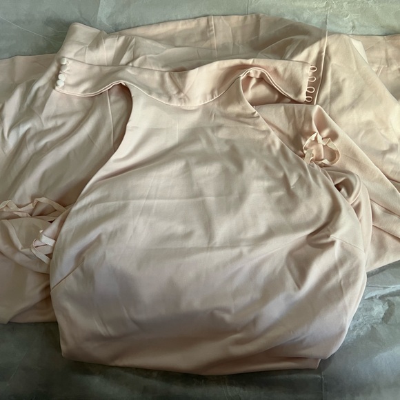 HOUSE OF CB 'Juliette' Blush Halter Maxi Gown - Picture 7 of 11